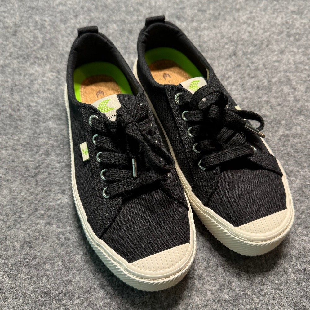 CARIUMA OCA LOW Black Canvas Sneakers Sustainable Lace Up Shoes Womens 8.5